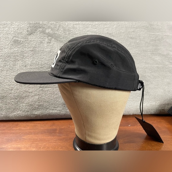 100 Thieves Nylon Hat 5 Panel New With Tags Adjustable Buckle Nylon Strap Black - Picture 9 of 11